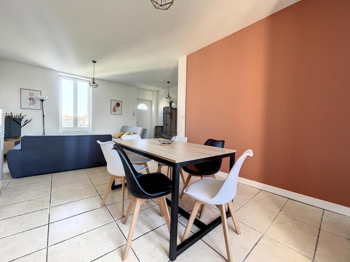 Apartamento L'Ecrin Des Ecoles Saint-Rambert-dʼAlbon Exterior foto