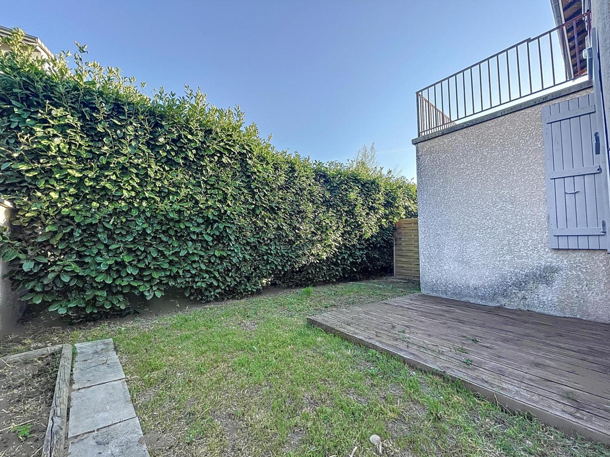 Apartamento L'Ecrin Des Ecoles Saint-Rambert-dʼAlbon Exterior foto